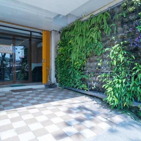 RedDoorz Plus Syariah near Pasar Turi Surabaya Luaran gambar