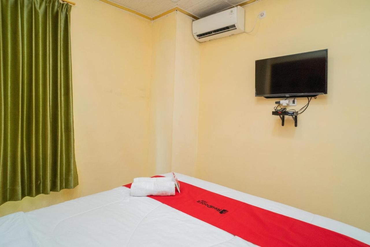 RedDoorz Plus Syariah near Pasar Turi Surabaya Luaran gambar